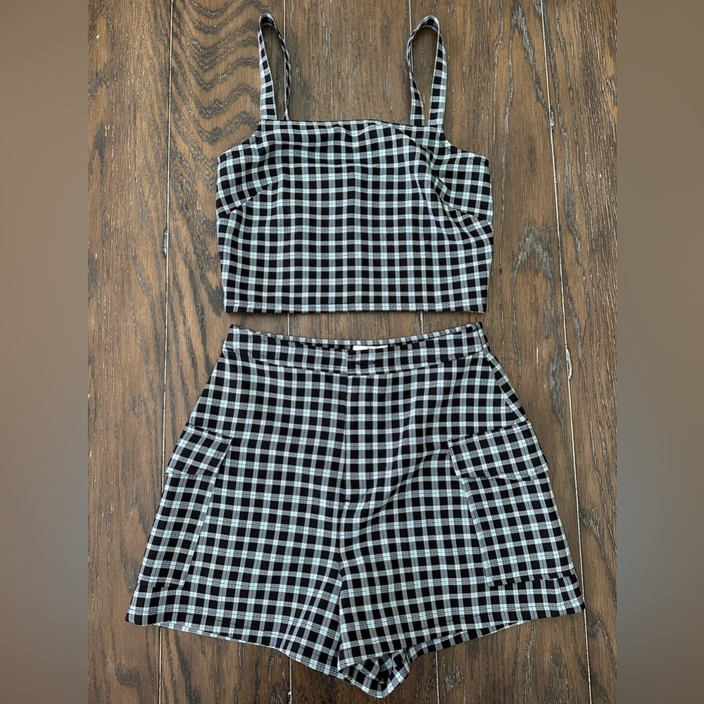 Checked Crop Tank and High-Waist Shorts Set - Black/White